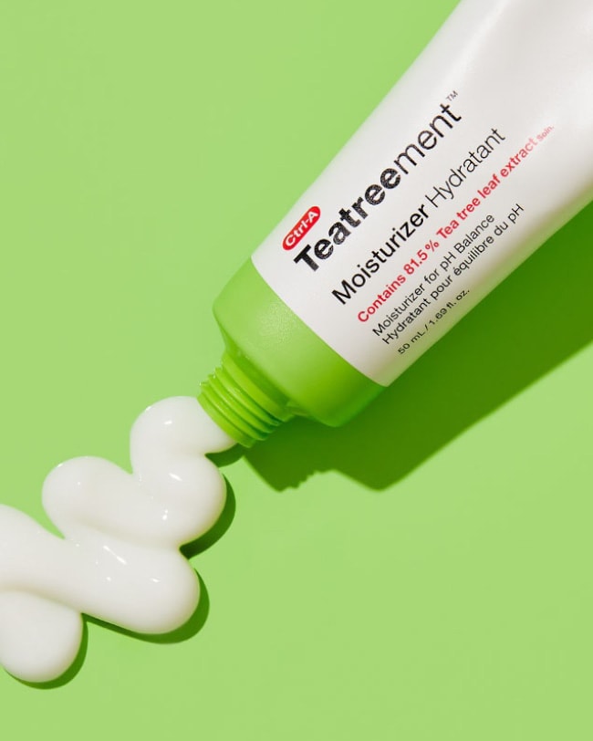 Moisturizer bottle squeezes out the gel cream texture