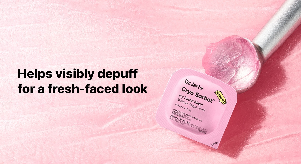 Model with acne reveals a refreshed face with reduced redness and coverage from her blemish marks.